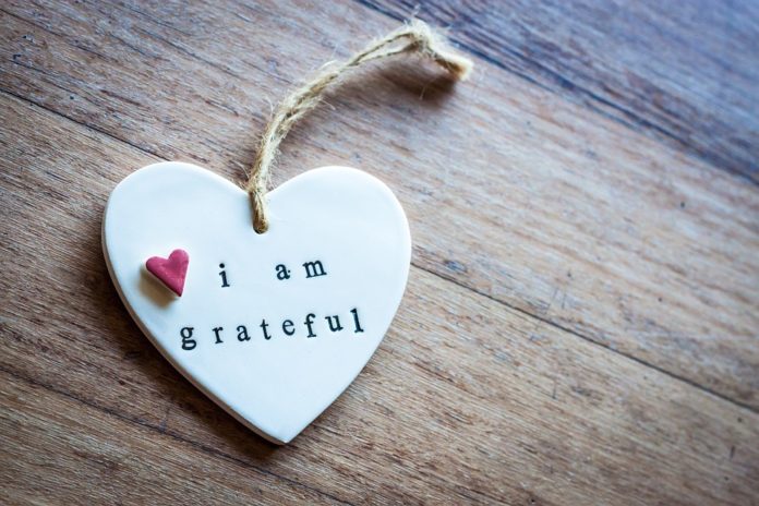 I am grateful gratitude wooden heart